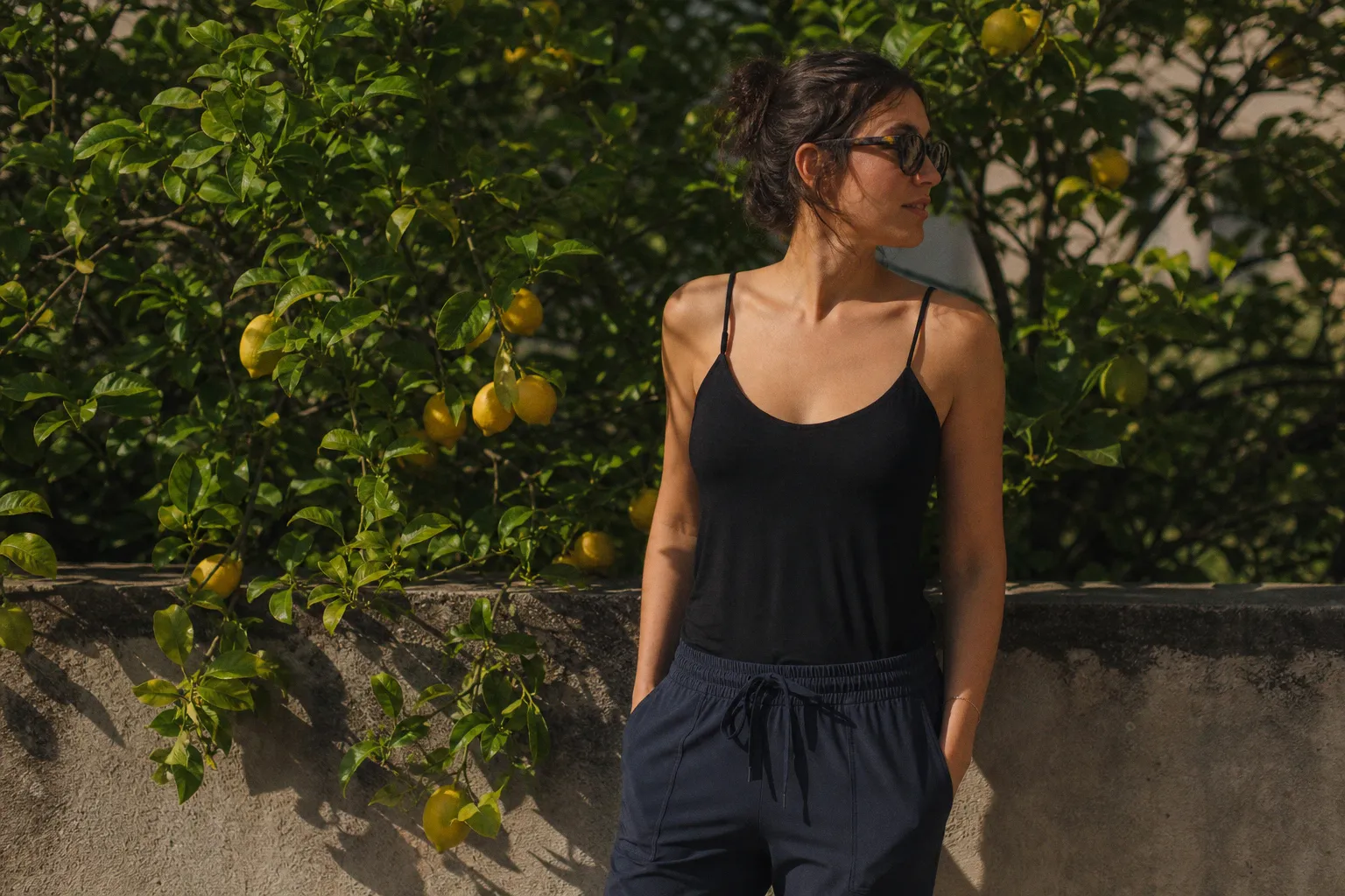 Adieu le legging ? Le nouveau pantalon Decathlon qui bouscule les codes du sportswear