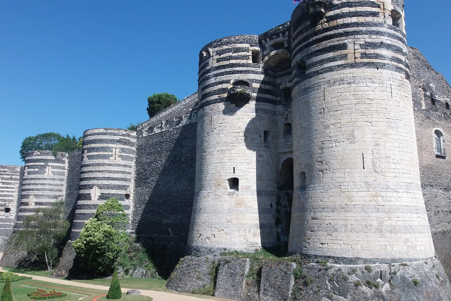Château d'Angers tarifs : décryptage des options pour votre visite