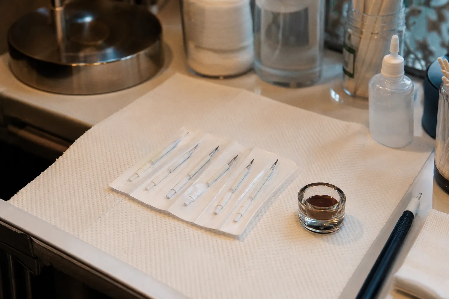 Microblading des sourcils : le choix difficile de Manon
