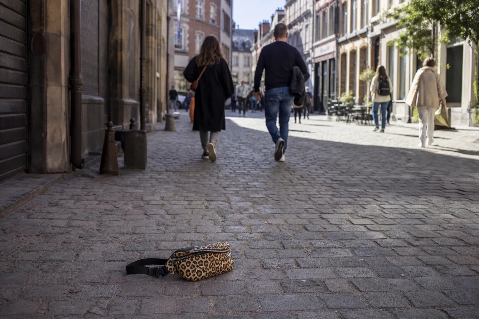 Pourquoi la banane léopard de Monoprix supplante les accessoires minimalistes