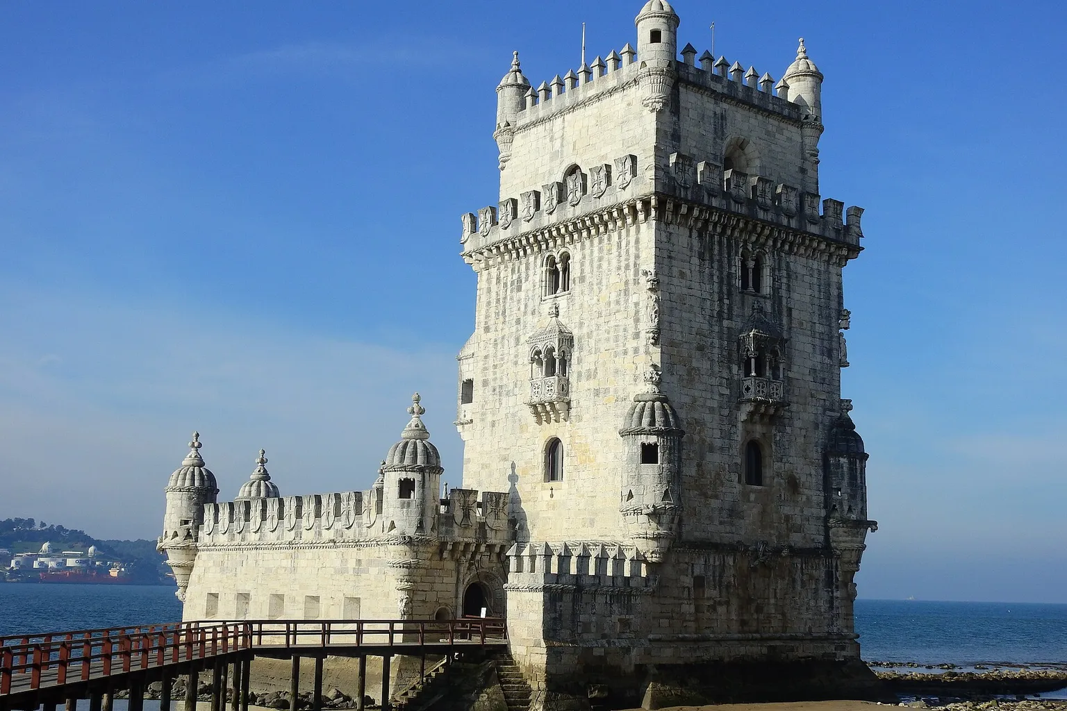 Tour de Belém visite : faut-il vraiment monter au sommet ?
